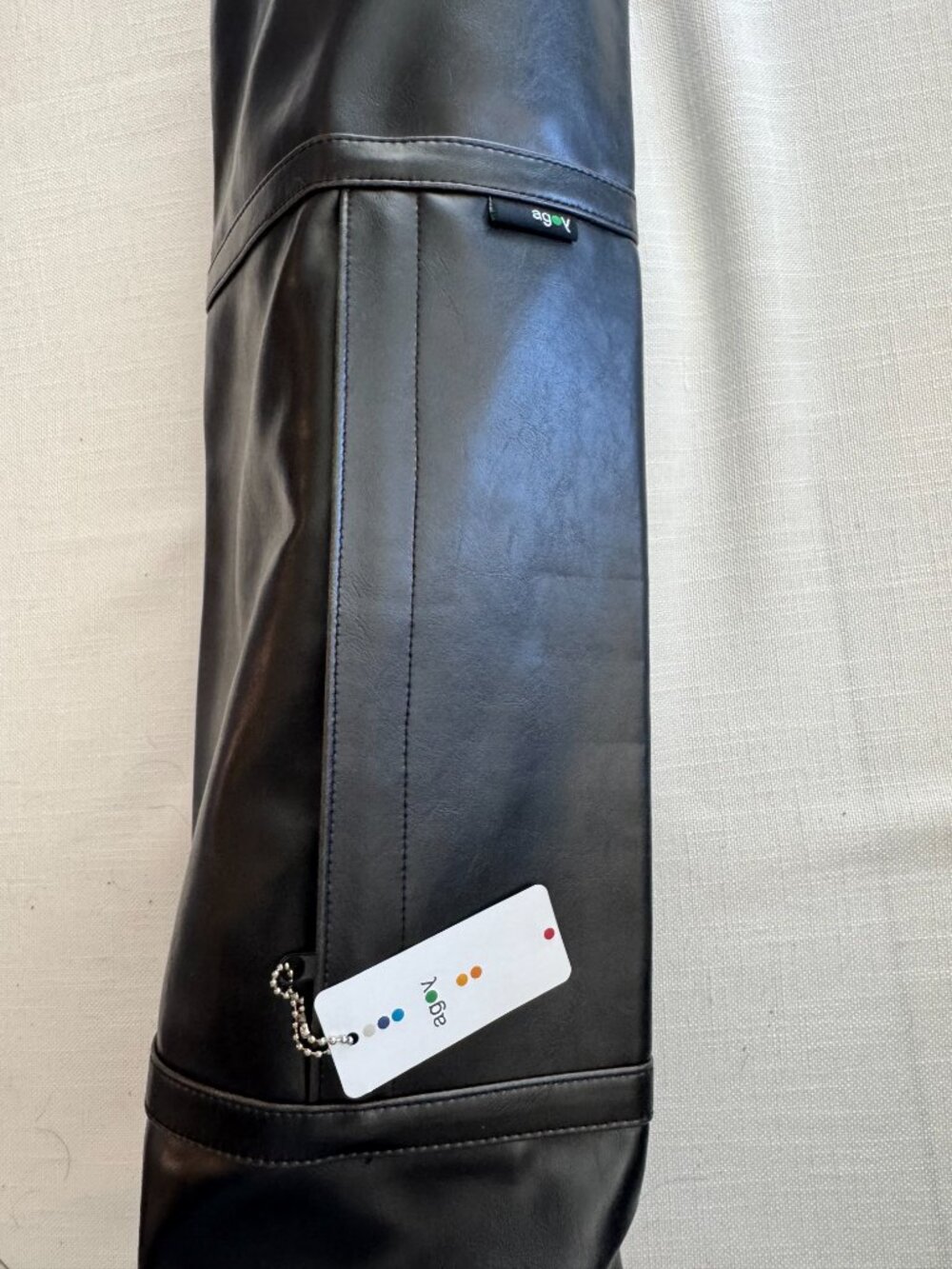Unisex Faux Leather Urban Mat Carrier Bag - by agoy